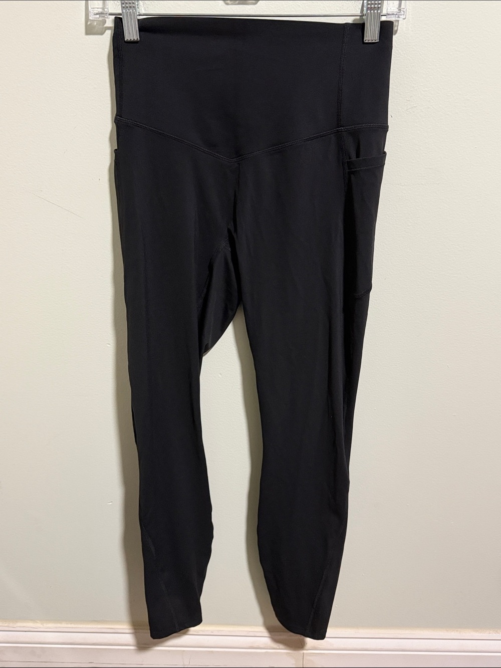 NWT! HALARA UltraSculpt Leggings w/Pockets Size Small